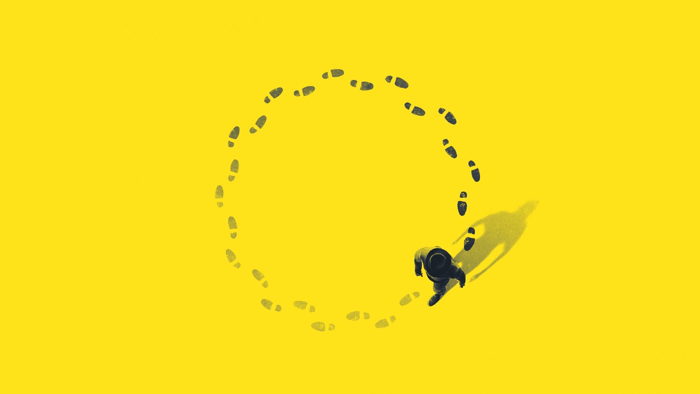 A ring of footprints closing back on itself, the walker arriving where they began — activity without accumulation.